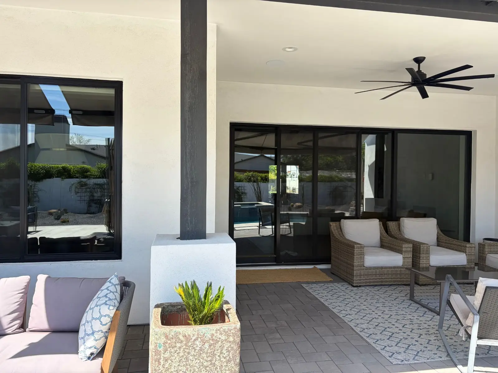 Spotless windows on a modern Phoenix patio